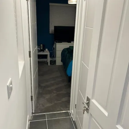 The Grove En-suite Проживание в семье Бристоль